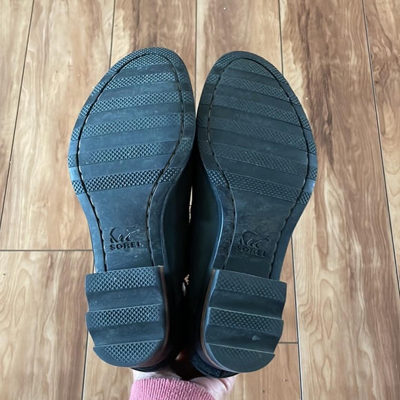 Sorel Lolla booties - Picture 4 of 9